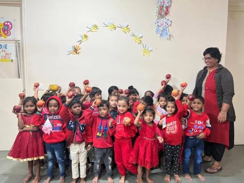 CDC-Colours Day-red